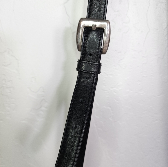 Vintage Fossil Mini Black Leather Crossbody - Picture 3 of 11